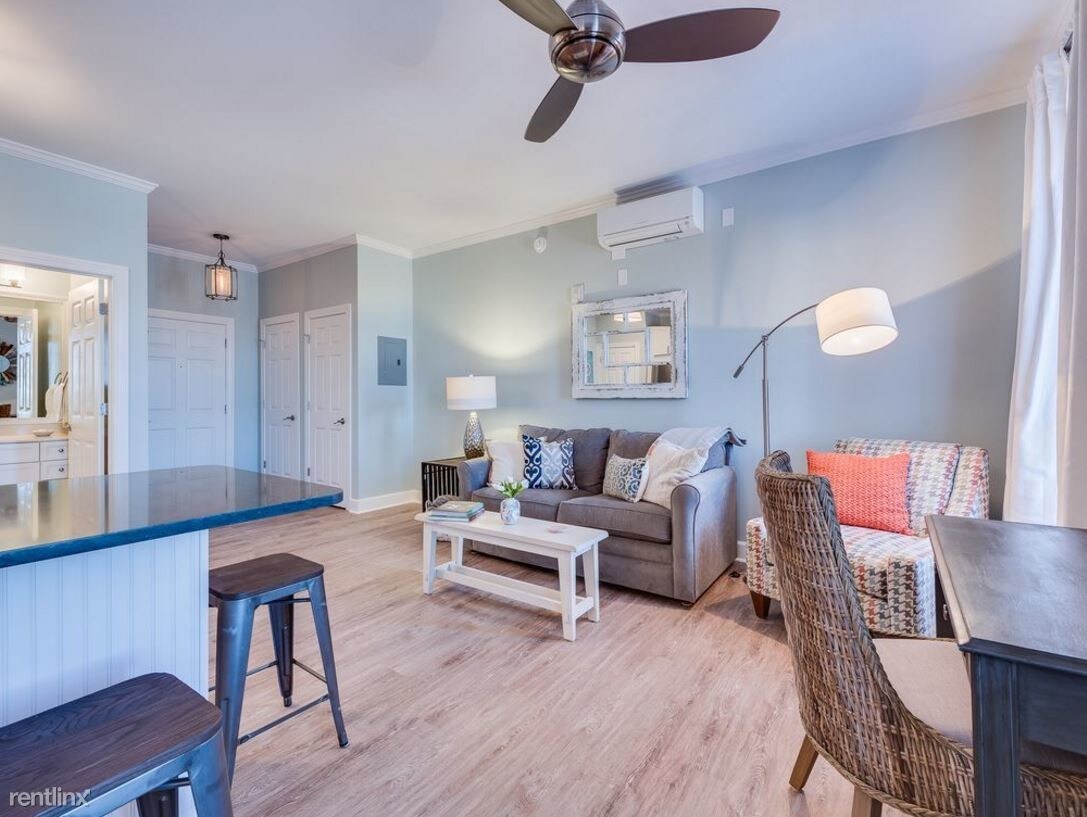 Foto del edificio - 1 br, 1 bath Apartment - 65 Oriental Blvd