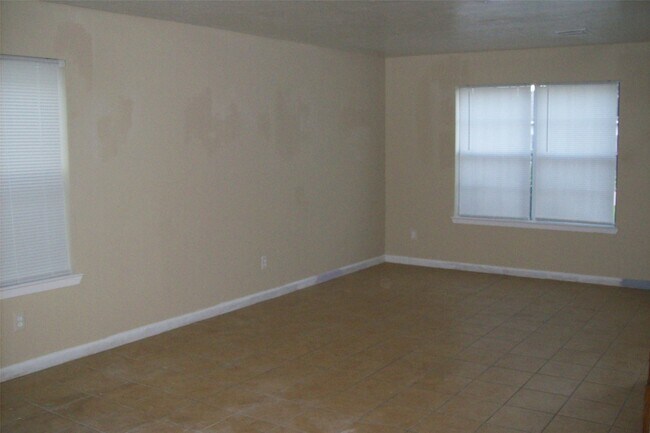 Foto del edificio - 15007 Kingsbridge Way