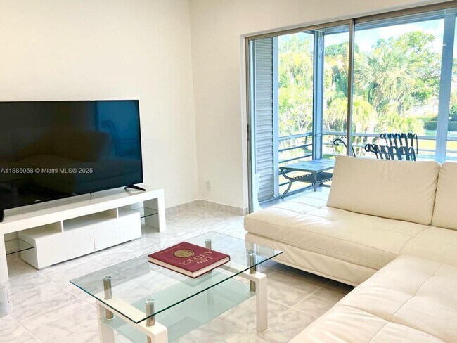 Foto del edificio - 5051 W Oakland Park Blvd