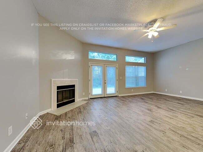 Foto del edificio - 12358 Bucks Harbor Dr S