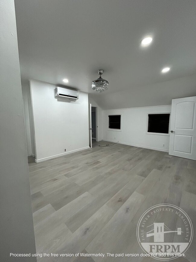 Foto del edificio - 64 Eddy St