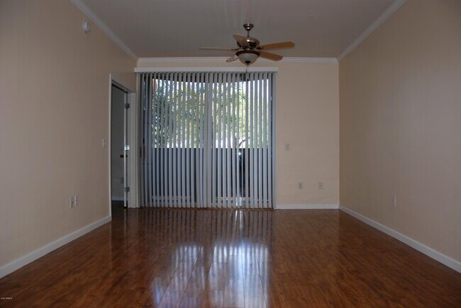 Foto del edificio - 1701 E Colter St