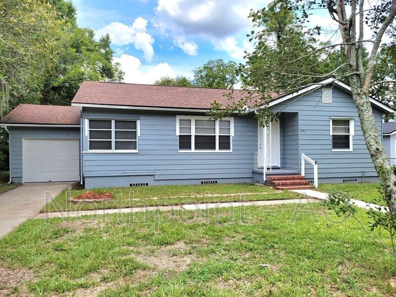 7587 Epperson Ave, Jacksonville, FL 32208 House for Rent in