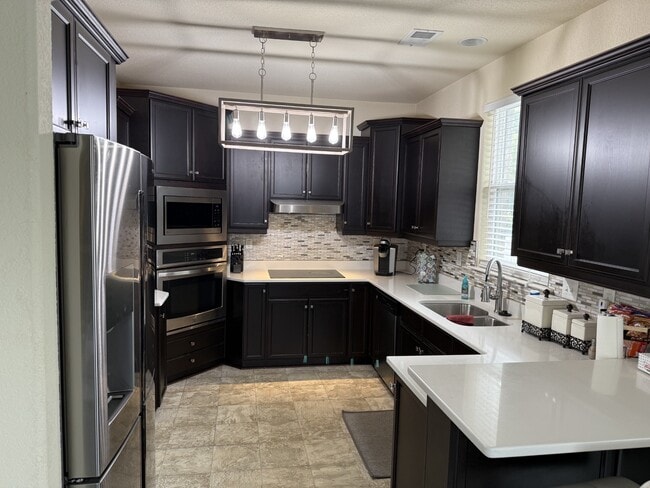 Building Photo - 5440 Carbon Ct