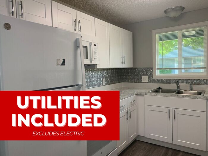 Foto principal - Updated 2 bedroom ranch in north Loveland!...