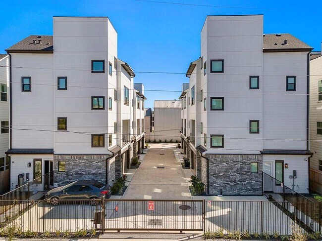 Foto del edificio - 2621 Jackson St