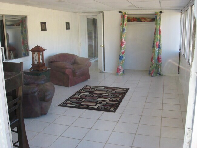 Foto del edificio - 20205 Henry Rd