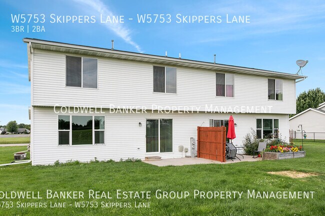 Building Photo - W5753 Skippers Ln