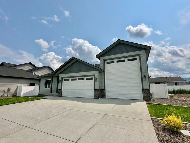 Foto del edificio - New Build Ranch Style Home Available with ...