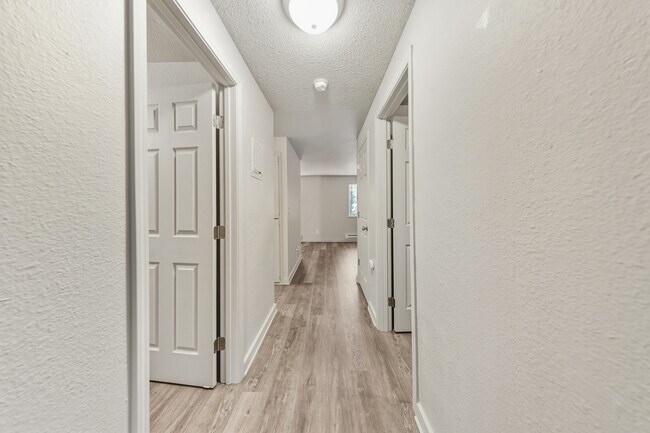 Foto del edificio - Whispering Firs