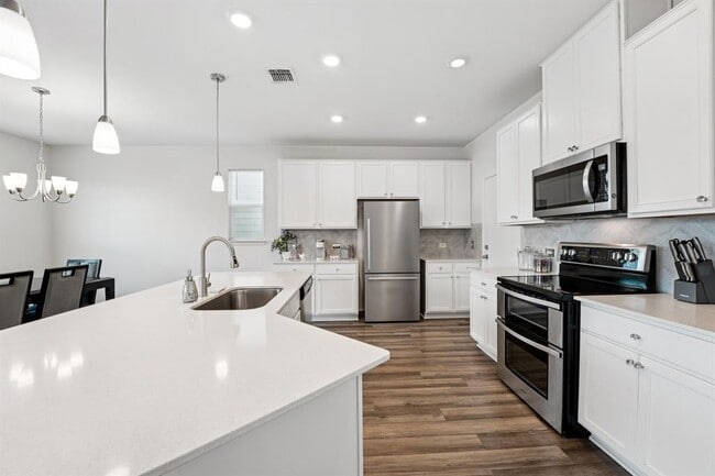 Building Photo - 113 Uncle Billy Wy