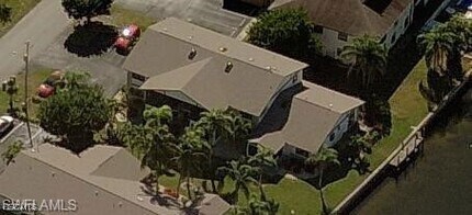 Building Photo - 4528 SE 5th Pl