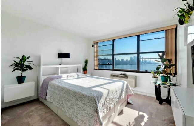 Foto del edificio - 7000 Kennedy Blvd E