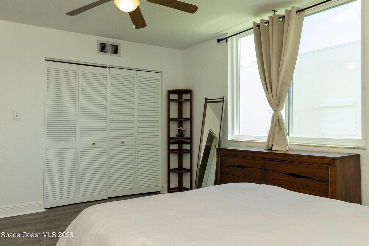 Foto principal - 2105 Atlantic St