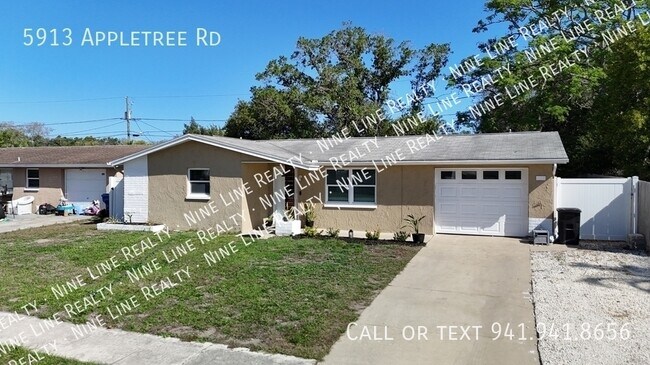 Building Photo - 5913 Appletree Rd