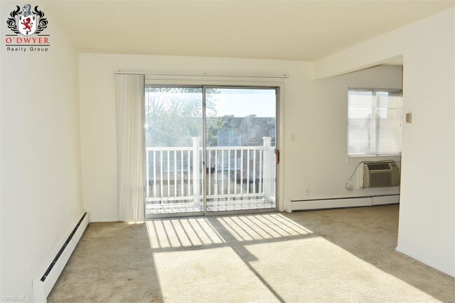 Building Photo - 1 br, 1 bath  - 918 Ridge Sq Apt 216