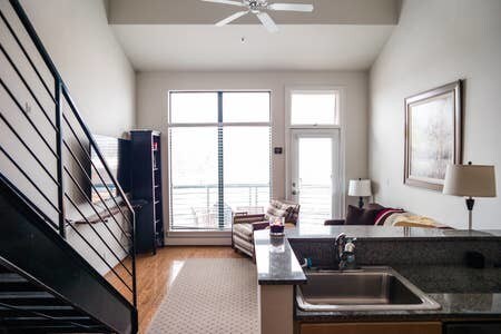Primary Photo - 115 E Park Ave