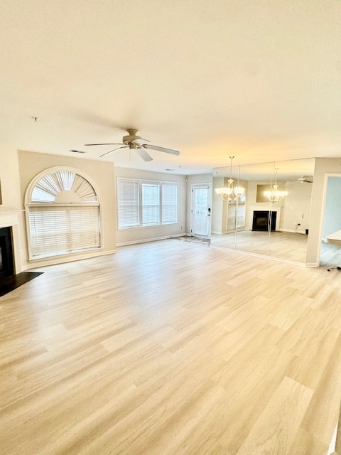 Foto del edificio - 4702 Pennoak Ln