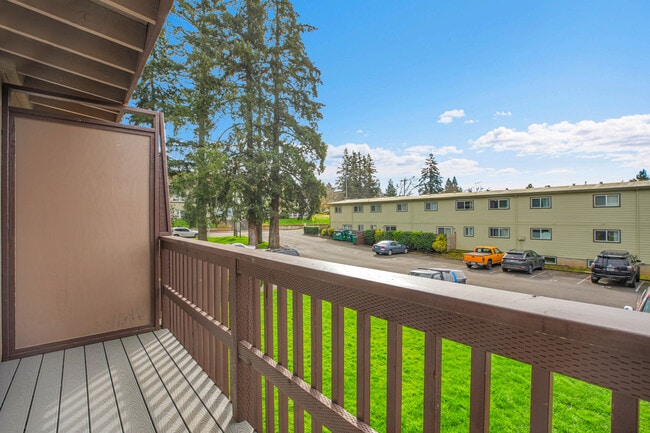 Balcony - Shorewood Terrace Apartments