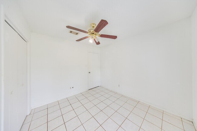 Foto del edificio - 3354 Laurel Fork Dr