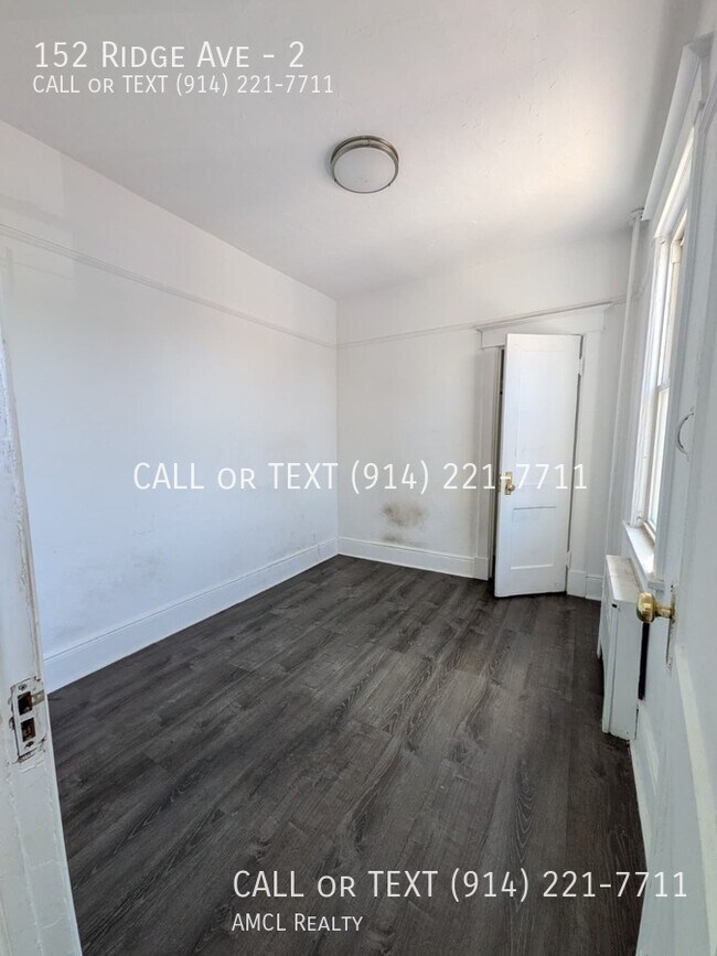 Foto del edificio - 152 Ridge Ave