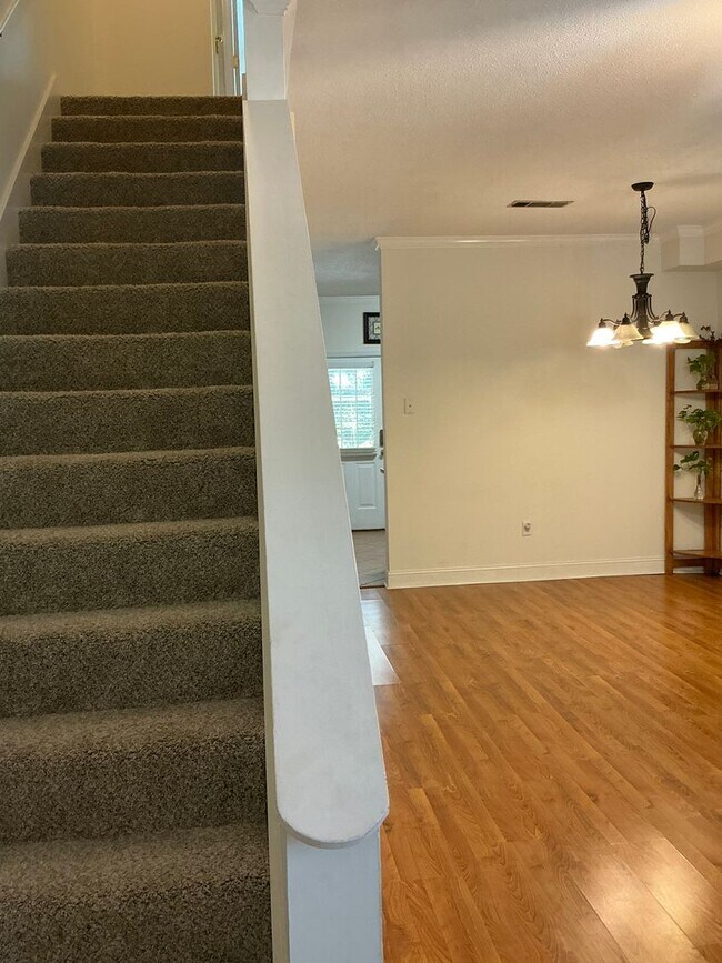 Foto del edificio - 1 Bedroom/2 .5 Bath Condo located in River...