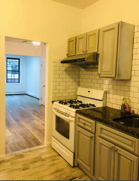 Foto del edificio - 25-03 40th Avenue