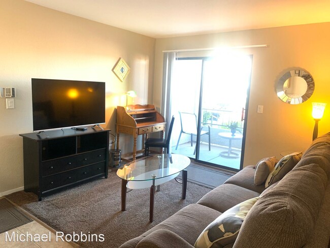 Foto del edificio - 1 br, 1 bath House - Seven Hills Dr #215, 950