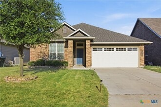 1207 Amber Dawn Dr