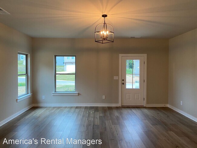 Building Photo - 3 br, 2 bath House - 1495 Brookhaven Drive