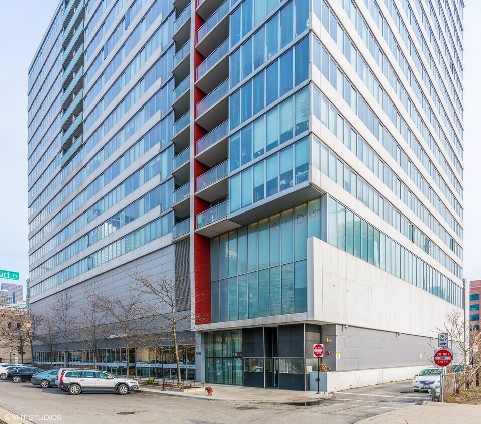 Foto principal - 659 W Randolph St
