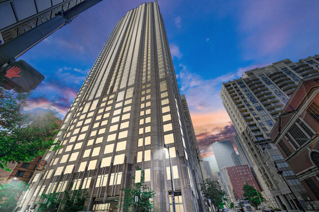 Foto del edificio - 33 W Ontario St