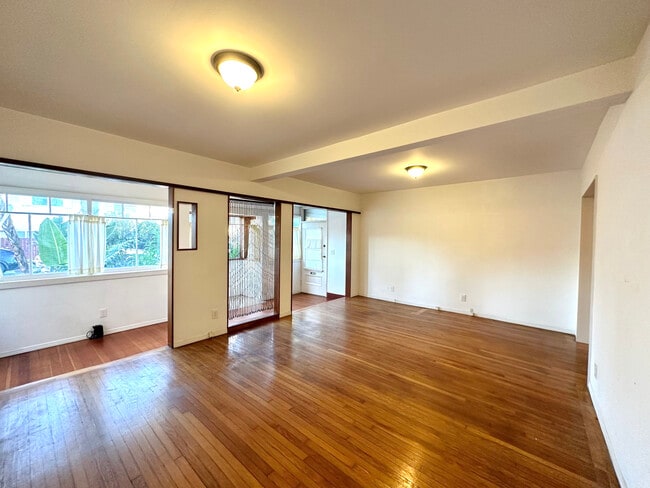 Building Photo - 228 San Juan Ave