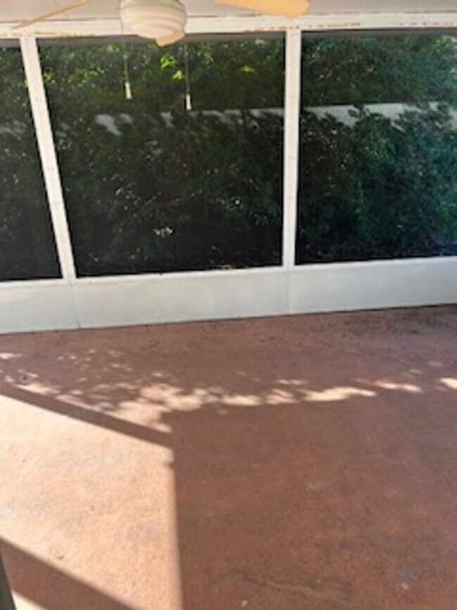 Foto del edificio - Beautiful 3/2 Available now!