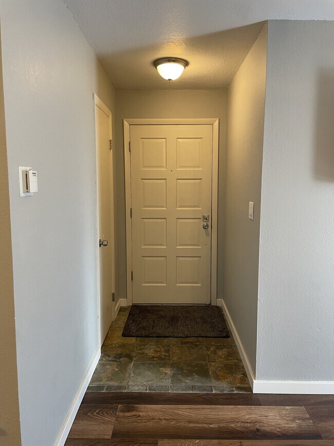Foto del edificio - 2290 E Fremont Ave