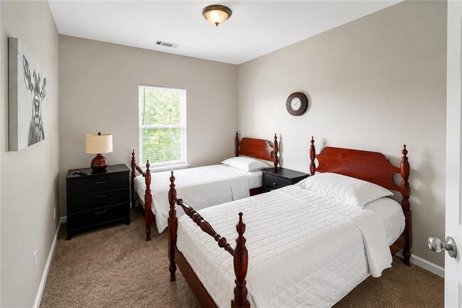 Foto del edificio - 809 Spencer St NW