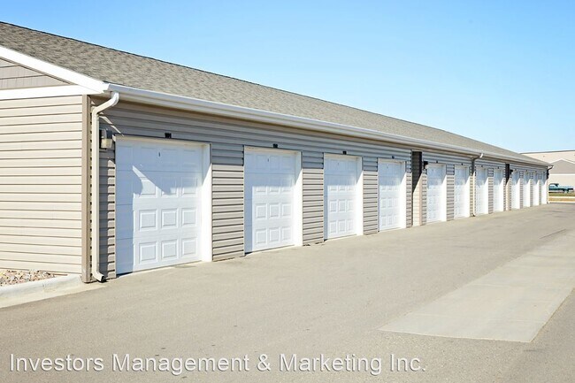 Building Photo - 3700 2nd St NE