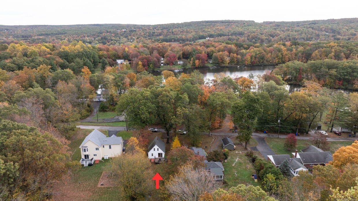 Foto principal - 215 Crystal Lake Rd