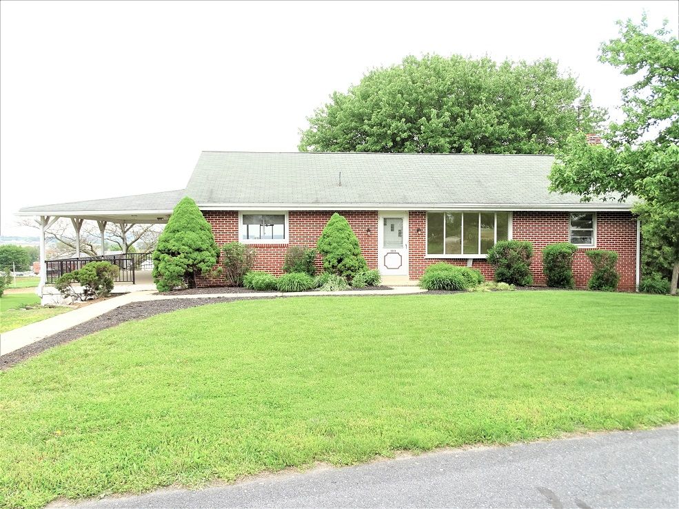 Primary Photo - 1111 Valley View Dr