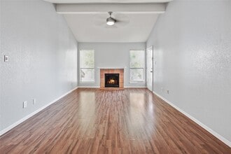 Building Photo - 10211 Sugar Branch Dr