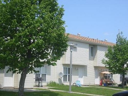 Primary Photo - Fieldcrest Townhomes