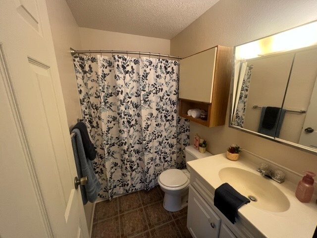 Bathroom - Walnut Trails Apartments