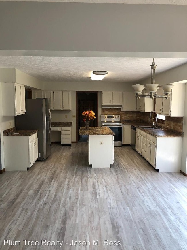 Building Photo - 5 br, 2.5 bath House - 7117 Clawson Ridge