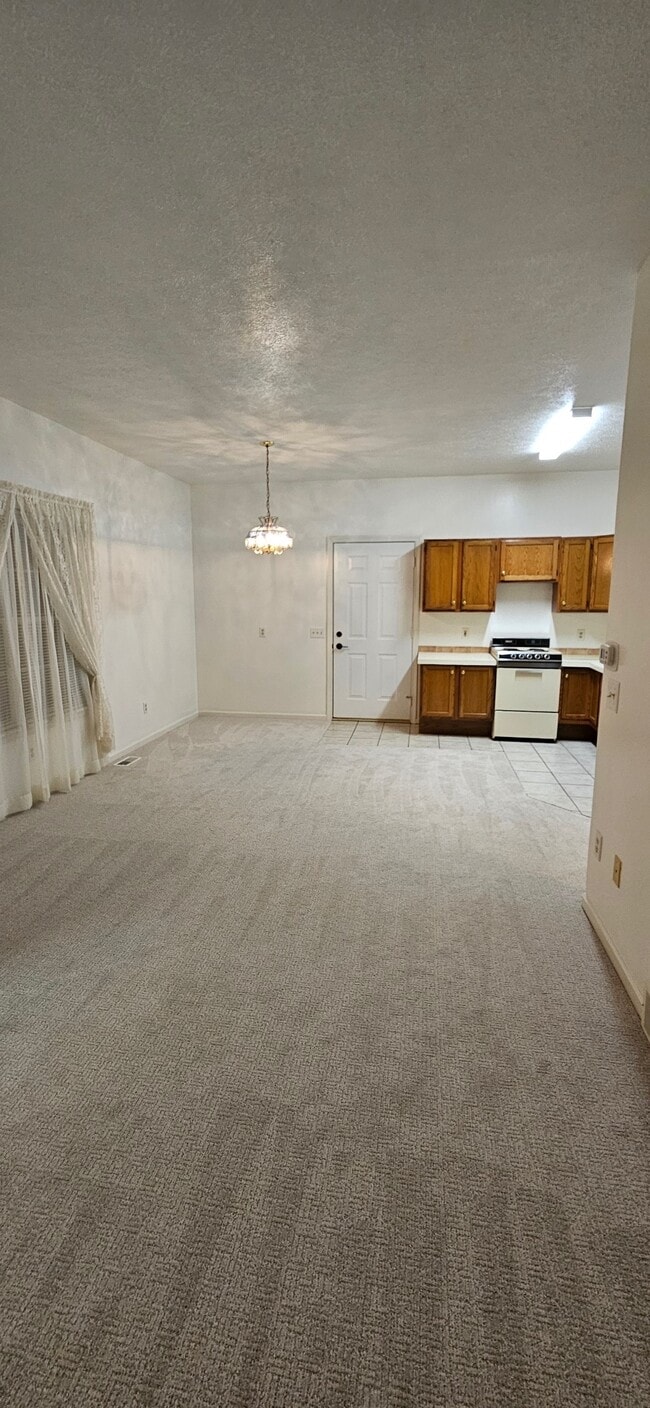 Building Photo - 834 Lauri Jo Ln SW