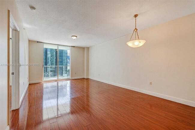 Foto del edificio - 1250 S Miami Ave