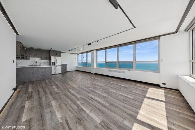 Building Photo - 4800 S Chicago Beach Dr