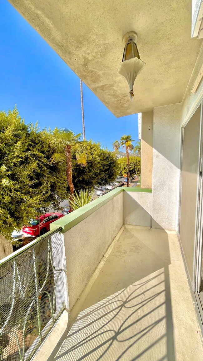 Photo - 428 Hayworth Ave (Los Angeles, CA) Apartment