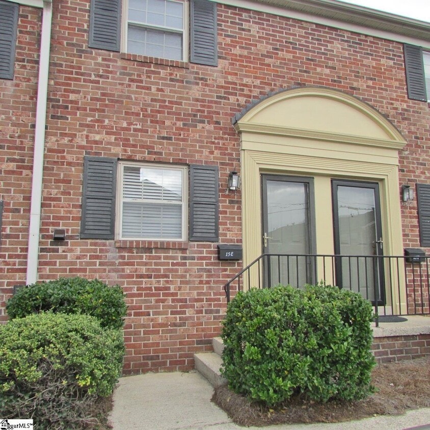 2530 E North St Unit 15E, Greenville, SC 29615 Condo for Rent in