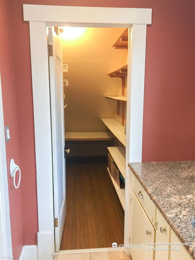 Foto del edificio - 3 br, 1 bath House - 275 S 16th St. -