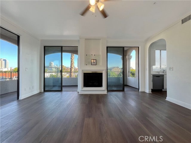 Building Photo - 555 Maine Ave